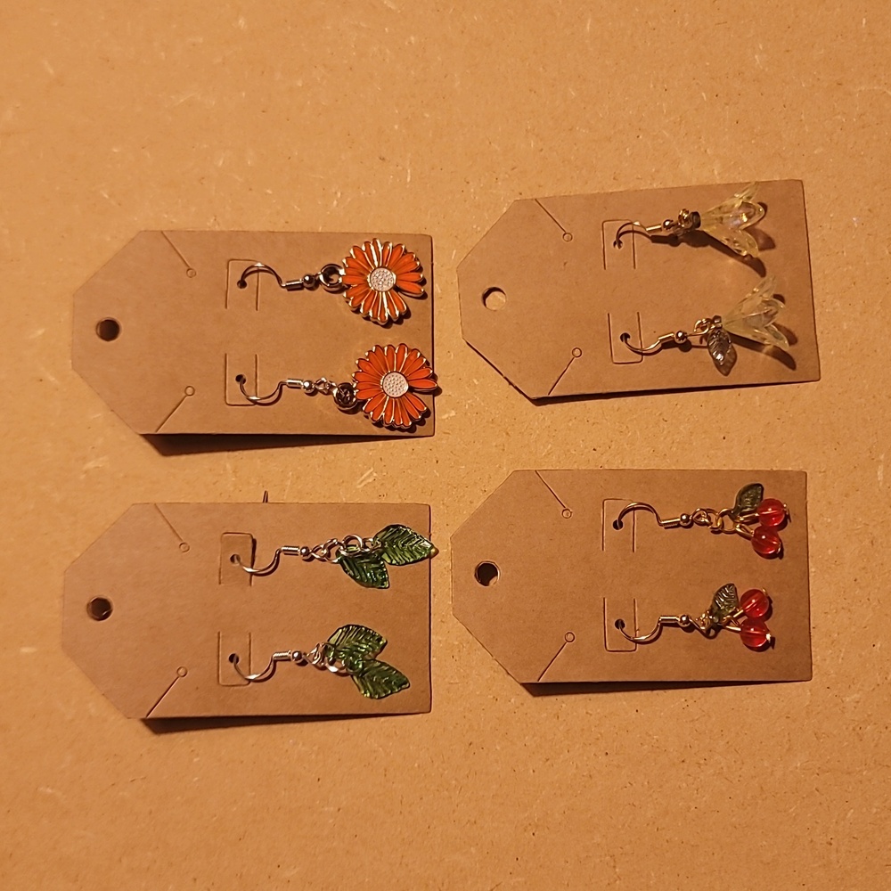 Set Of 4 Dangle Earrings! Handmade By 11 Year Old Artist ❤️